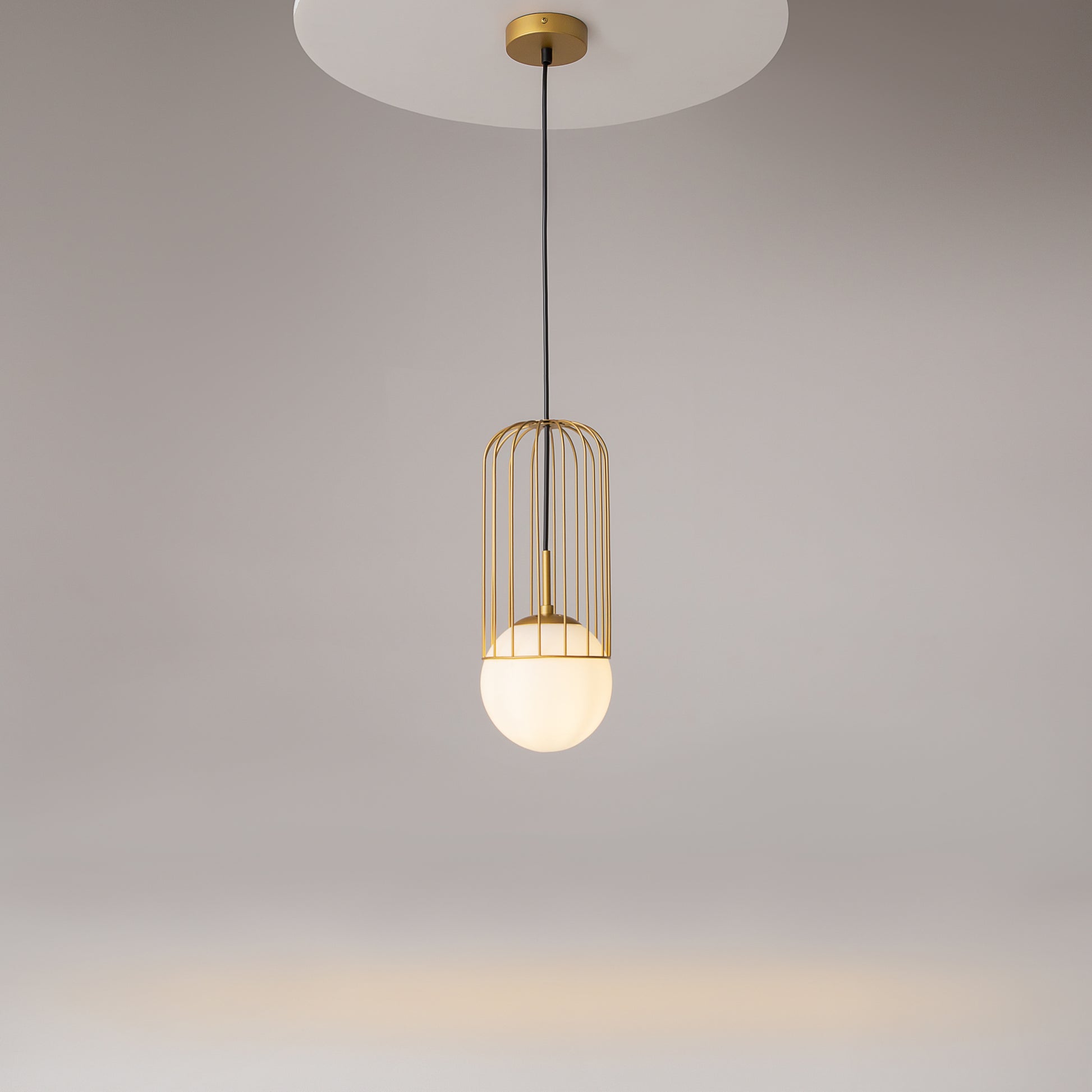Maytoni P362PL-01G