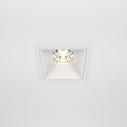 Maytoni DL043-01-15W3K-D-SQ-W
