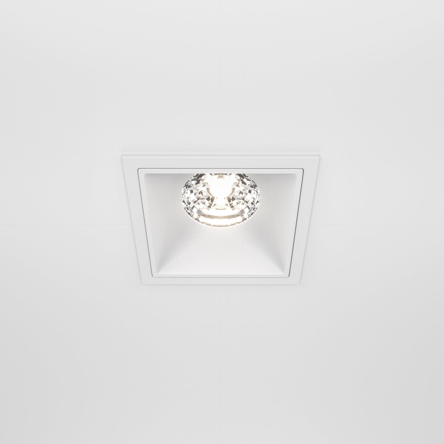 Maytoni DL043-01-15W4K-D-SQ-W