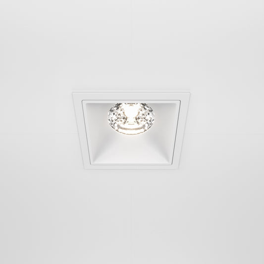 Maytoni DL043-01-15W4K-D-SQ-W