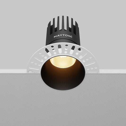 Maytoni DL122-15W-2.7K-TRS-B