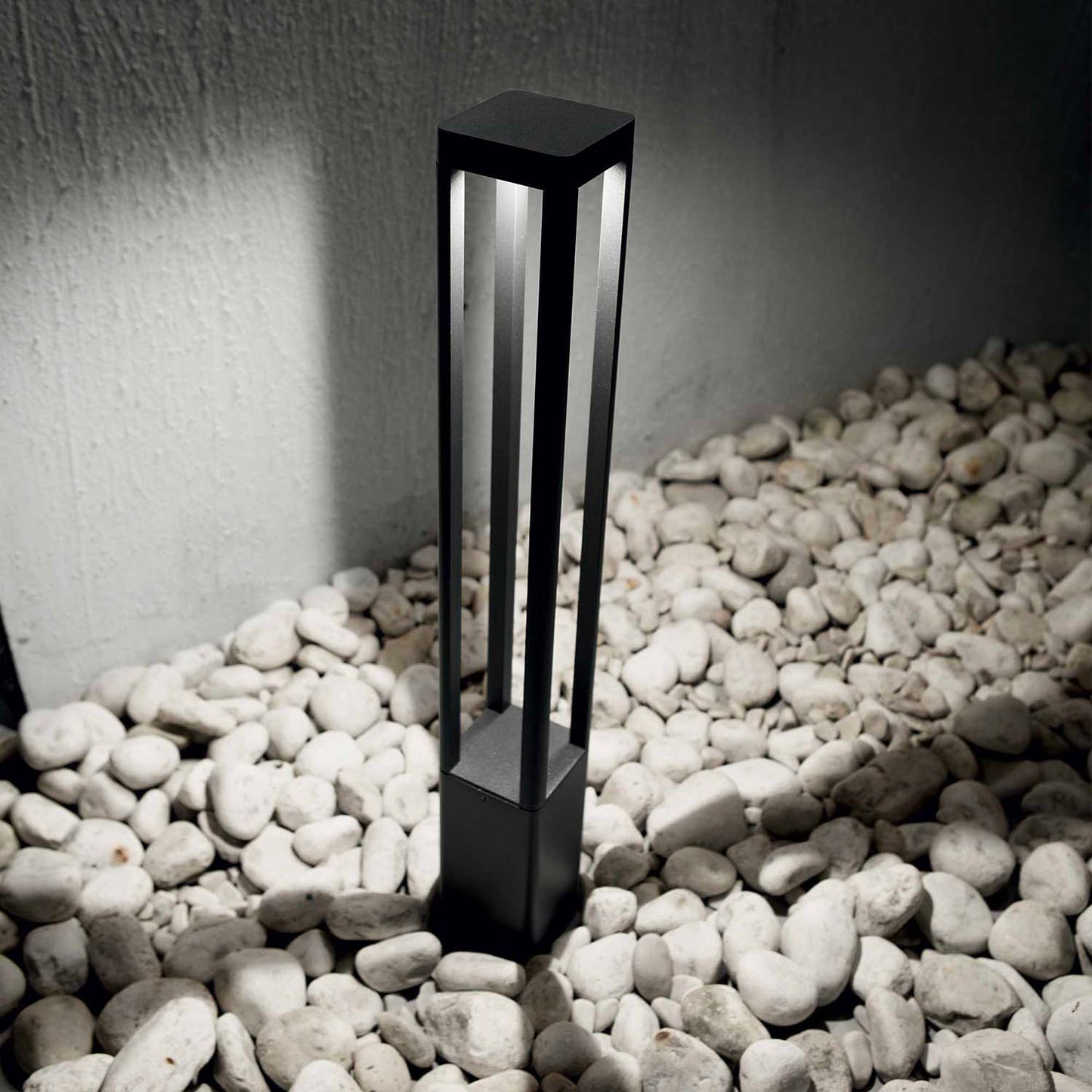 Bornă TIFONE – exterior, LED integrat, IP65